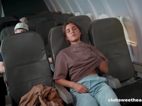 Sara Heat's solo performance on the flight back is an orgasmic one