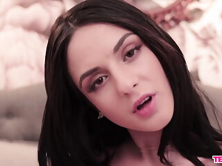 Mia Trejsi's First POV Tease Blowjob - TeasePOV