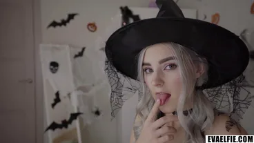 Cute insatiable witch banged