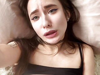 MORNING MASTURBATION OF A PETITE GIRL